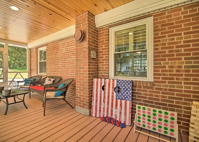 Sun-Lit Lake Geneva Sanctuary With Bbq Patio!