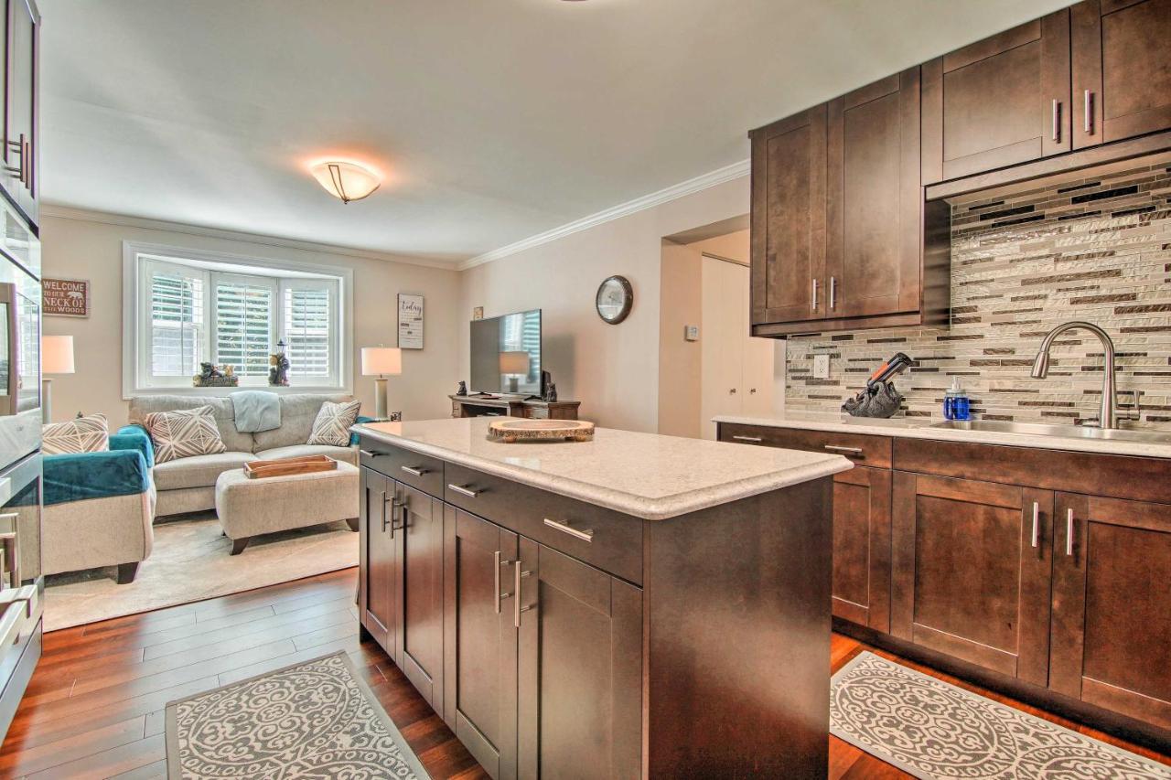 Sun-lit Geneva Sanctuary With Bbq Patio!