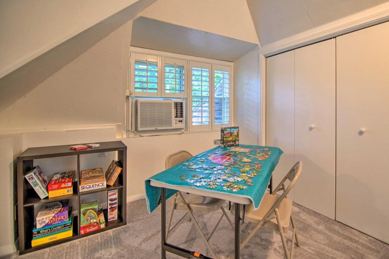 Sun-lit Geneva Sanctuary With Bbq Patio! Lake Geneva